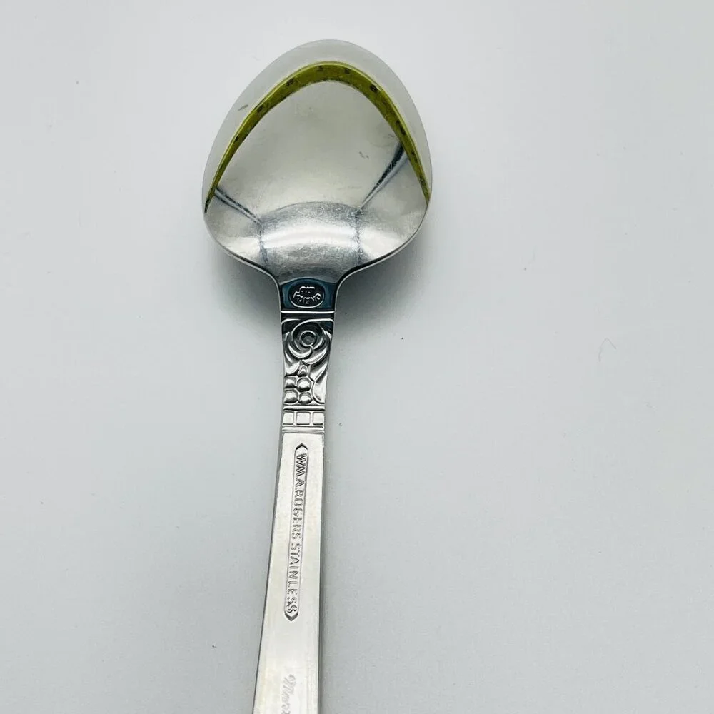 WM A ROGERS Stainless Northland Pattern Teaspoons Set of 4